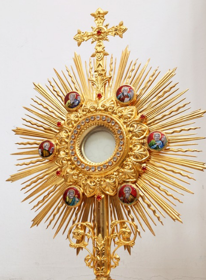 Exposition of the Blessed Sacrament – Catholic Chaplaincy to the  Universities and other Institutes of Higher Education, Diocese of  Westminster, London, UK